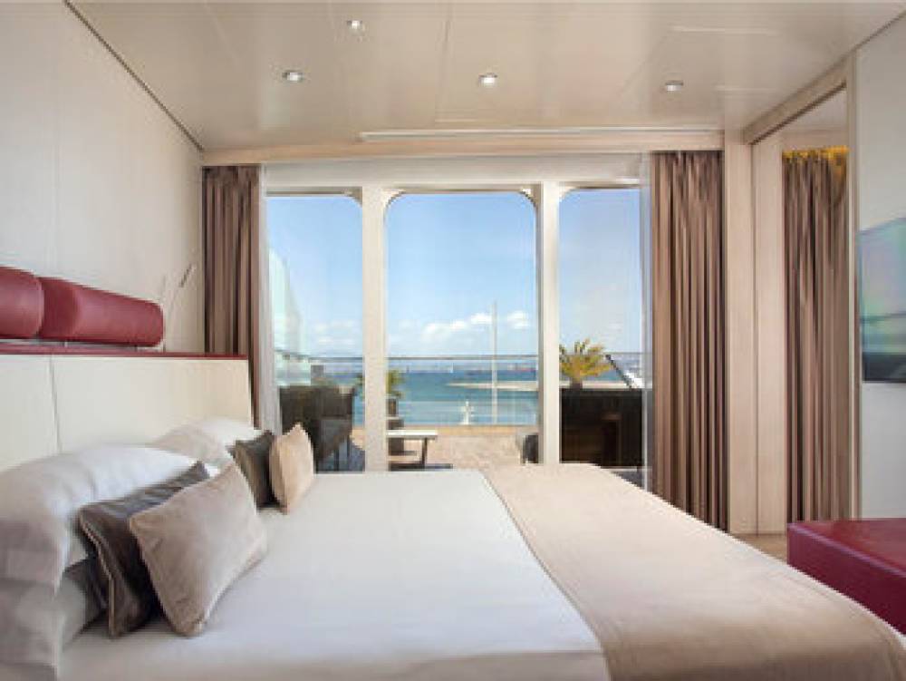 SUNBORN YACHT HOTEL GIBRALTAR 10