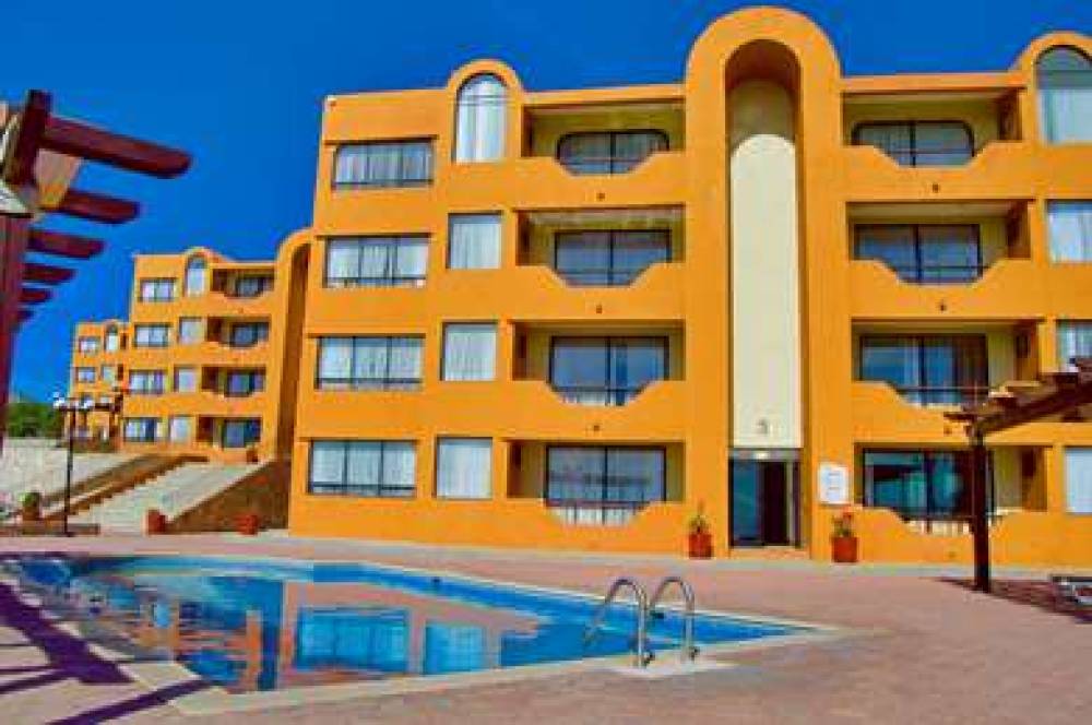 SUNROCK HOTEL AND SUITES 1