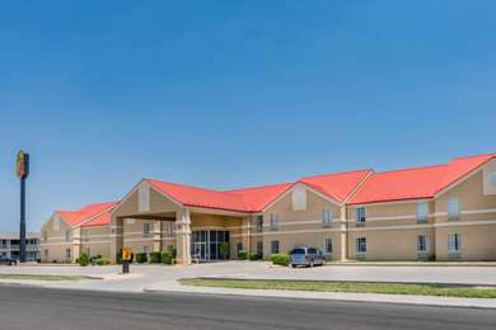 Super 8 By Wyndham Amarillo West 2