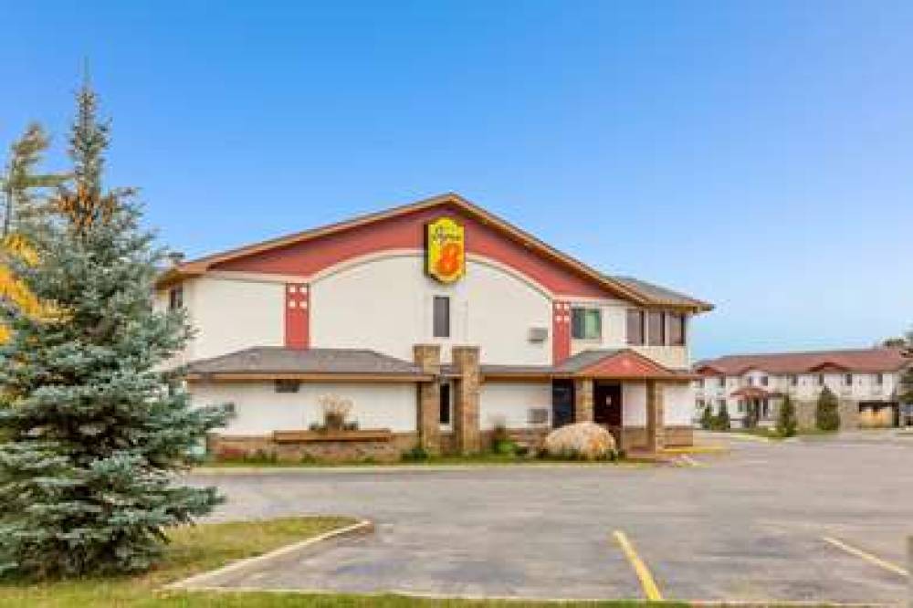 Super 8 By Wyndham Bemidji MN 1