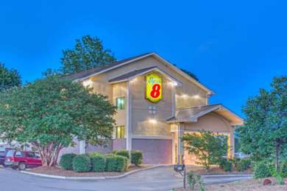 Super 8 By Wyndham Charlottesville 1