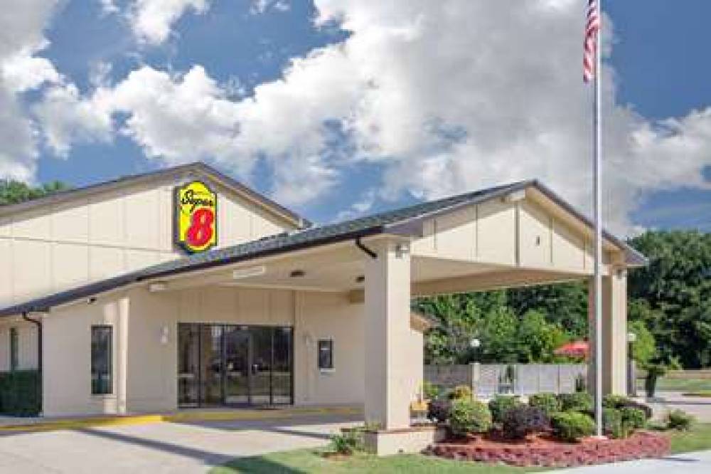 Super 8 By Wyndham Clarksville AR 1