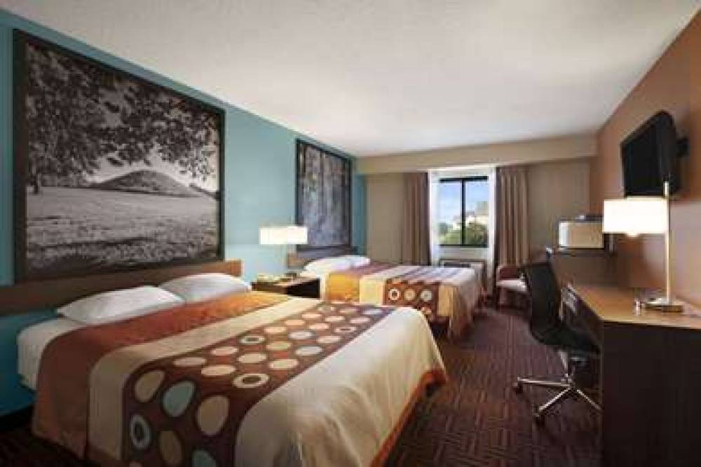 Super 8 By Wyndham Collinsville St. Louis 3