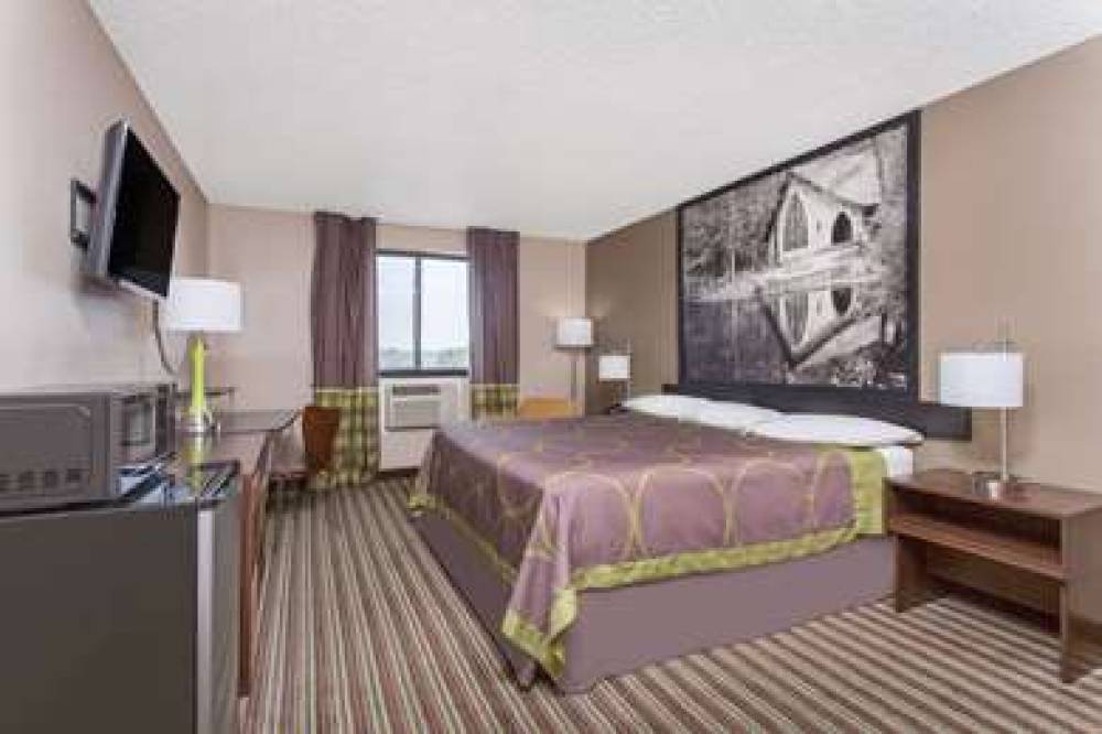 Super 8 By Wyndham Columbus Airport 6