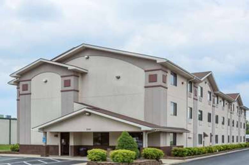 Super 8 By Wyndham Danville Va