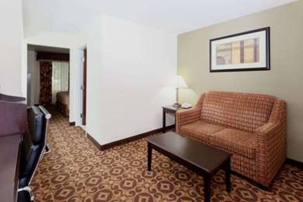 Super 8 By Wyndham Decatur/Dntn/Atlanta Area 10