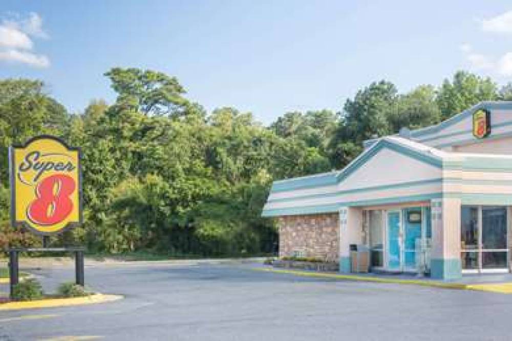 Super 8 By Wyndham Durham/University Area NC 1