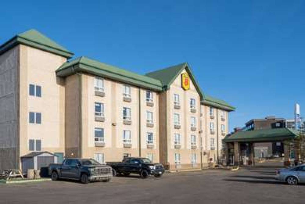 Super 8 By Wyndham Edmonton International Airport 2