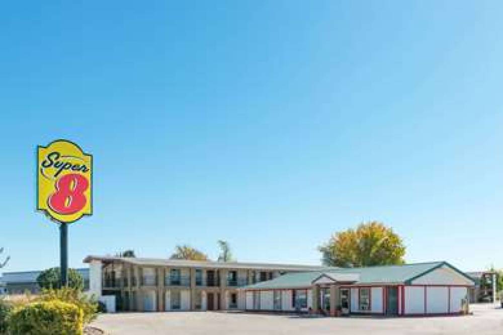 Super 8 By Wyndham Fenton/St. Louis Area 1