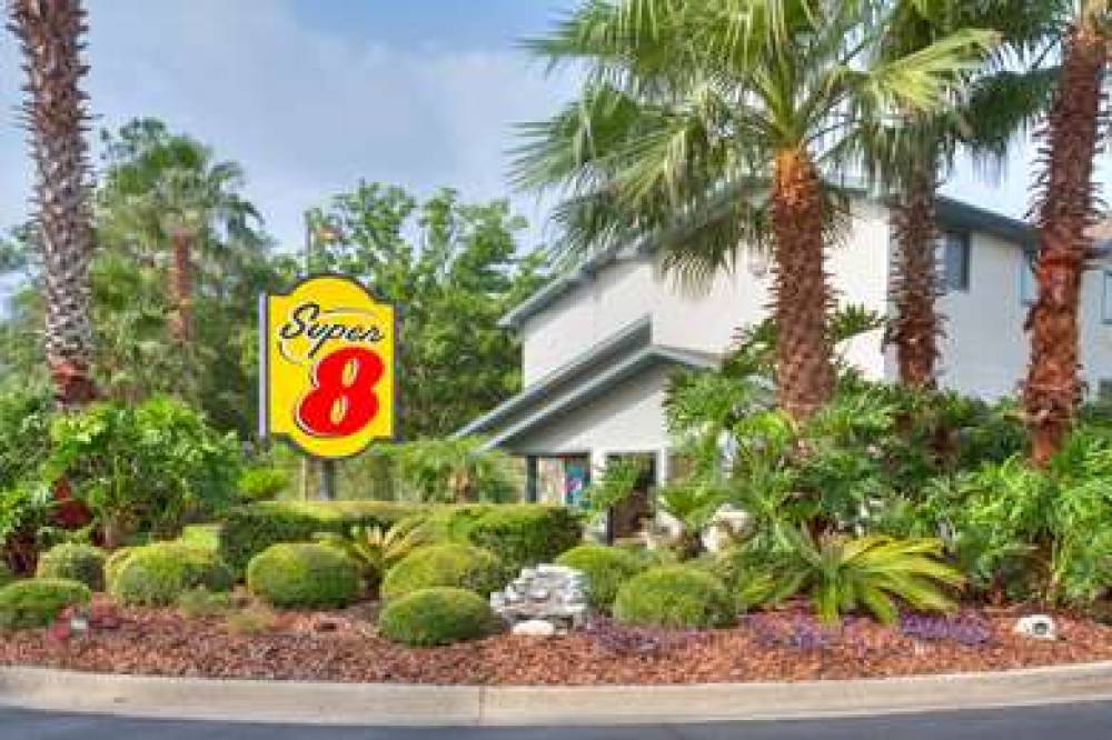 Super 8 By Wyndham Gainesville 2