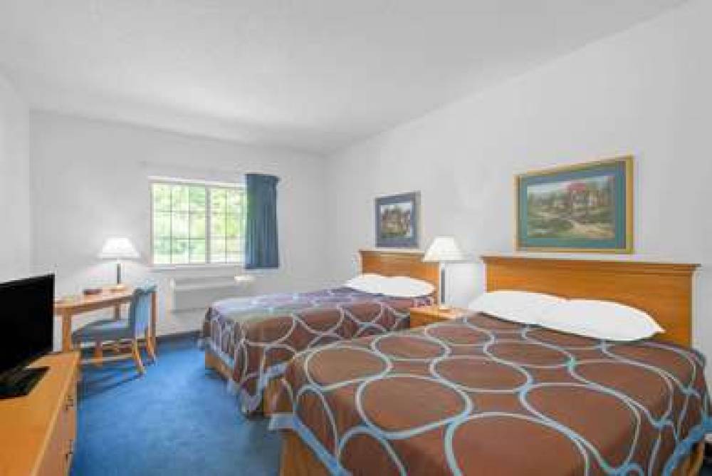 Super 8 By Wyndham Highland NY 9