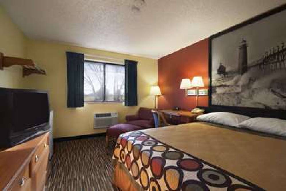 Super 8 By Wyndham Kalamazoo 5