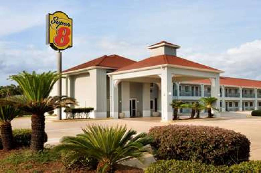 SUPER 8 BY WYNDHAM LAKE CHARLES NOR 1