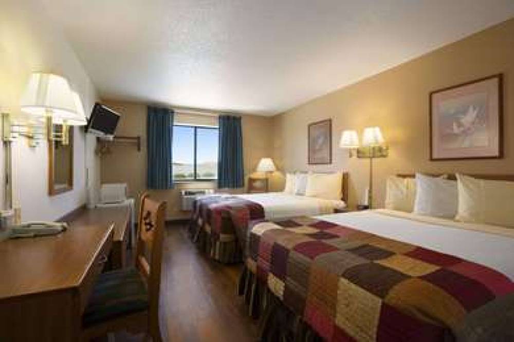 Super 8 By Wyndham Las Vegas 5