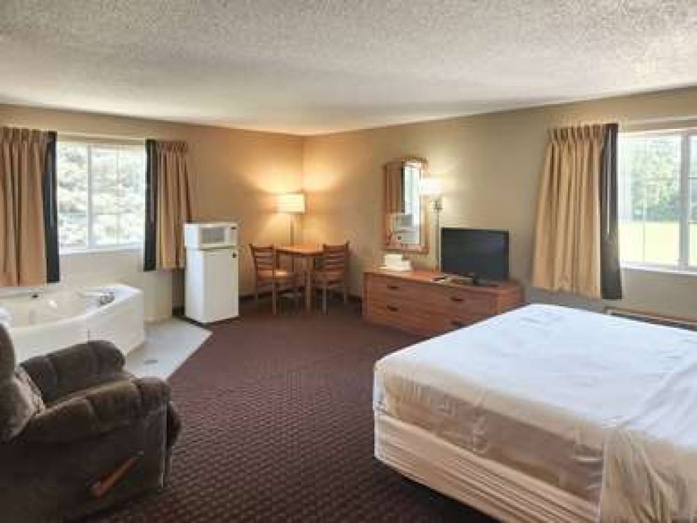 Super 8 By Wyndham, Le Claire/Quad Cities 8