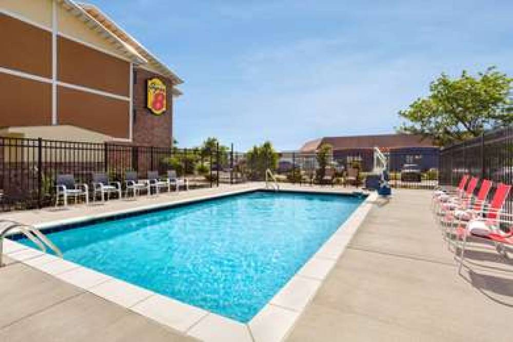 Super 8 By Wyndham Lenexa Overland Park/Mall Area 8