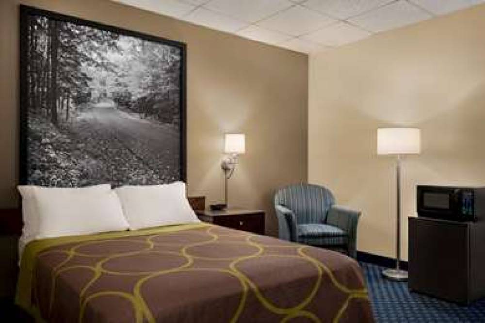 Super 8 By Wyndham Liverpool/Syracuse North Airport 10