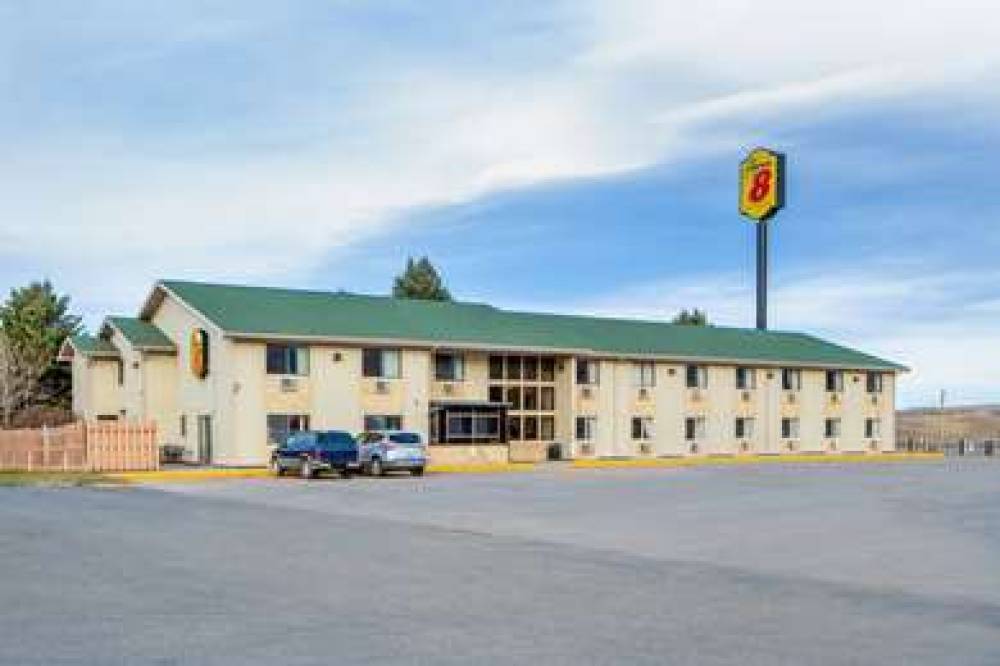 Super 8 By Wyndham Livingston Yellowstone 2