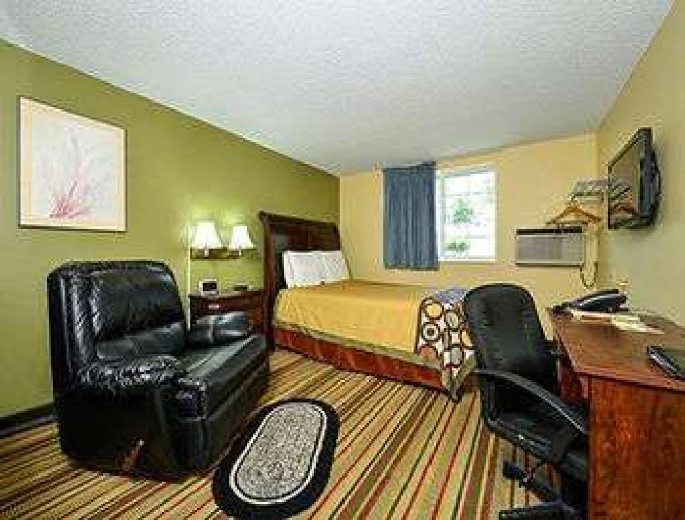 Super 8 By Wyndham Minot Airport 4