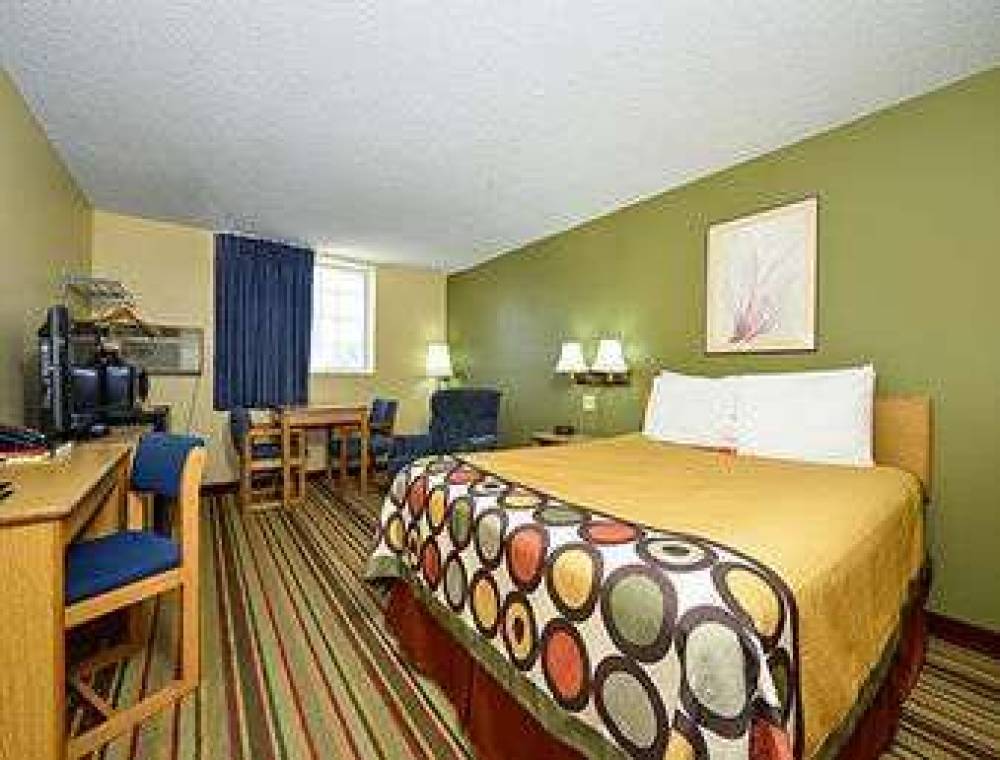 Super 8 By Wyndham Minot Airport 5