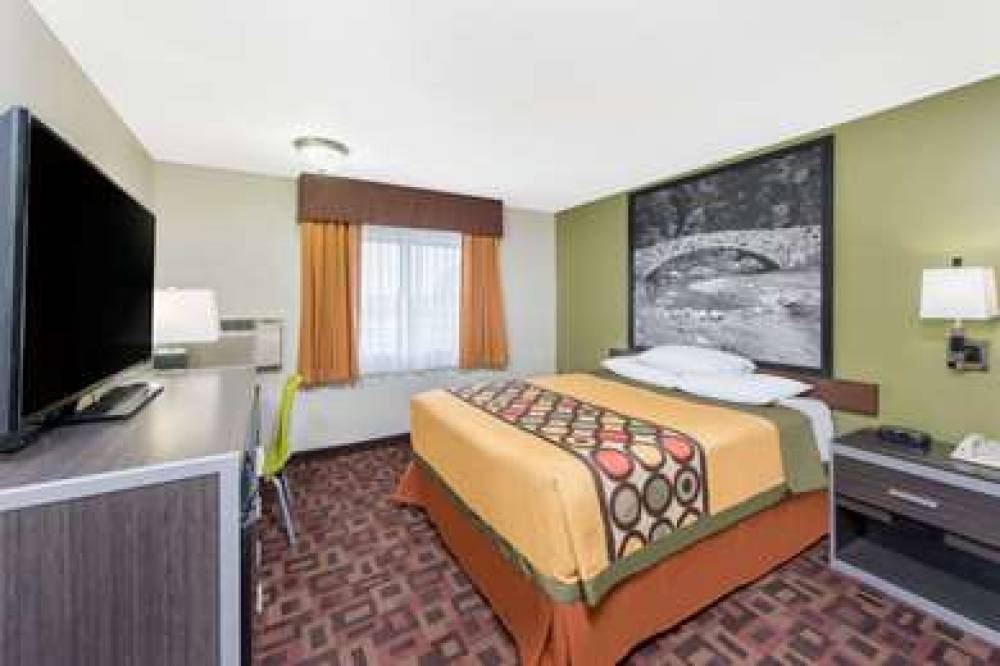 Super 8 By Wyndham Moberly MO 8