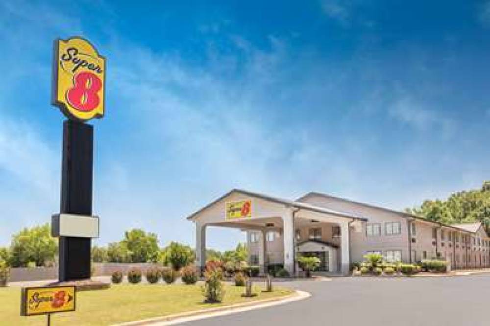 Super 8 By Wyndham Montgomery