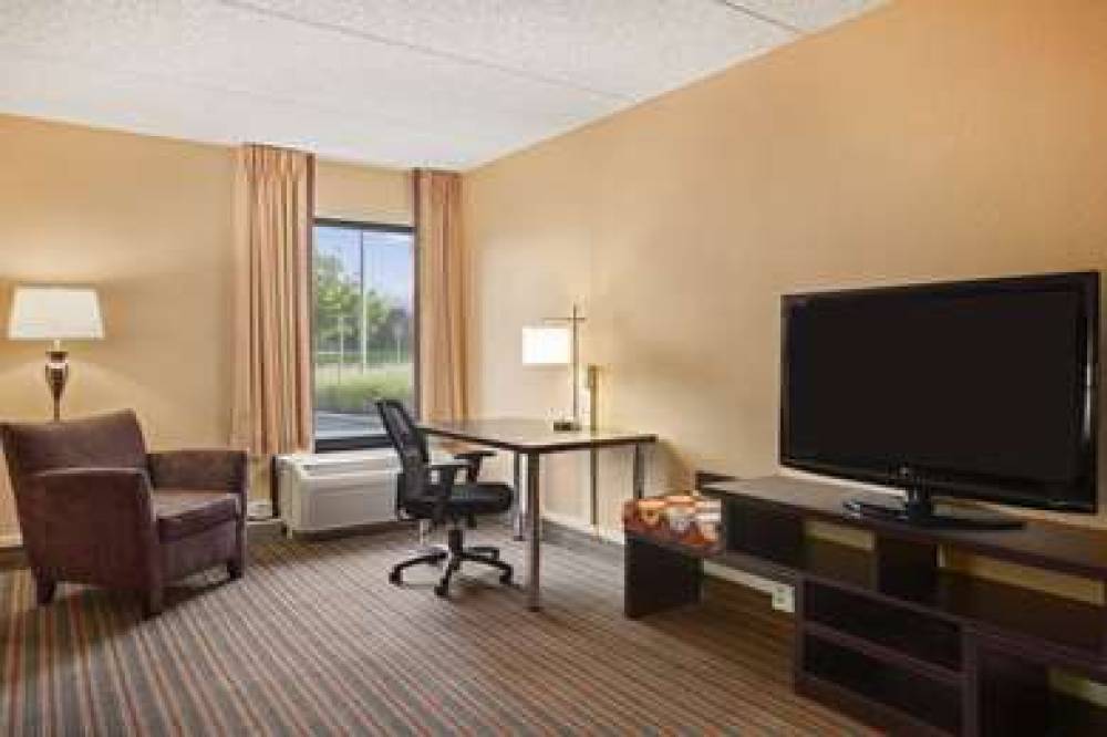 Super 8 By Wyndham Mount Laurel 9