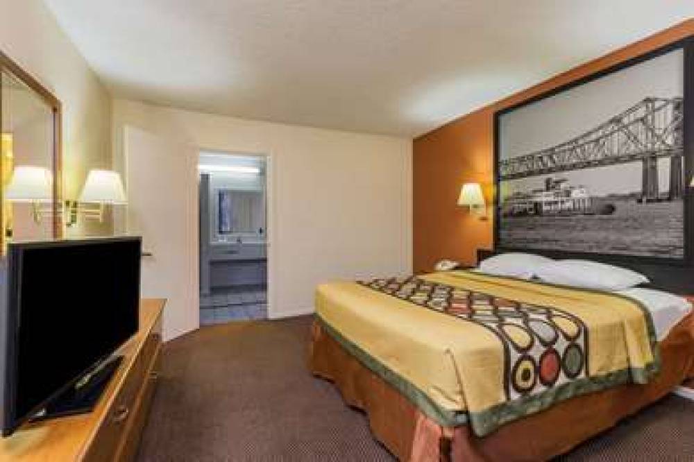 Super 8 By Wyndham New Orleans 8