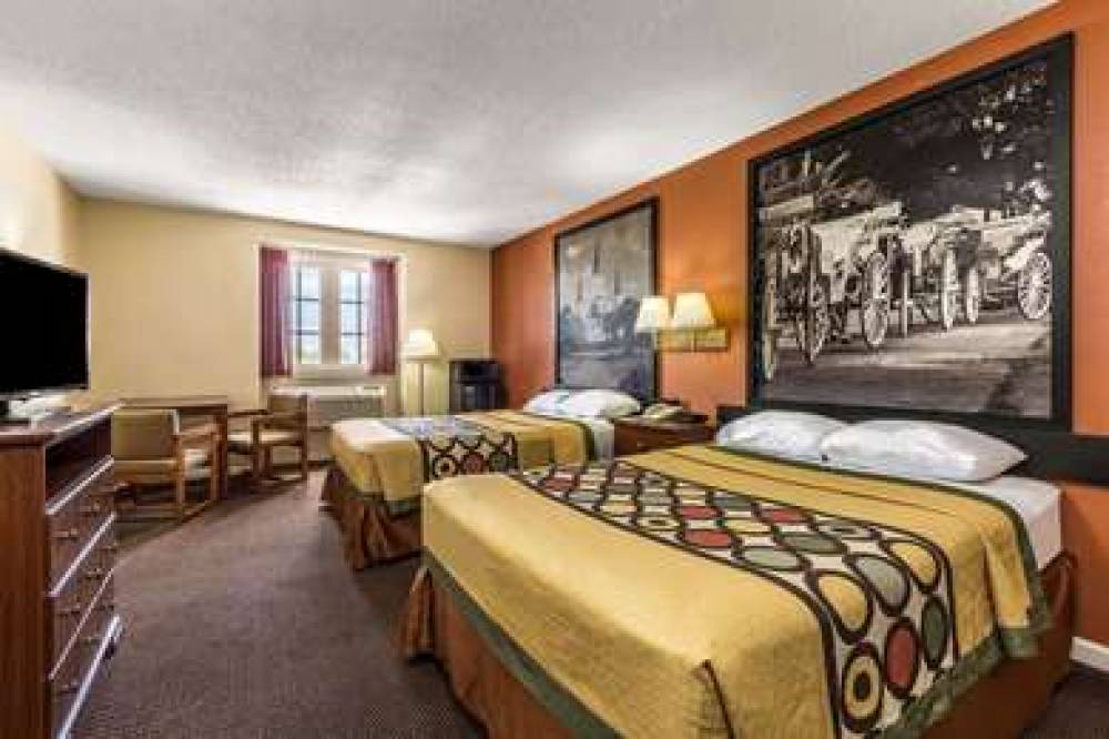 Super 8 By Wyndham New Orleans 10