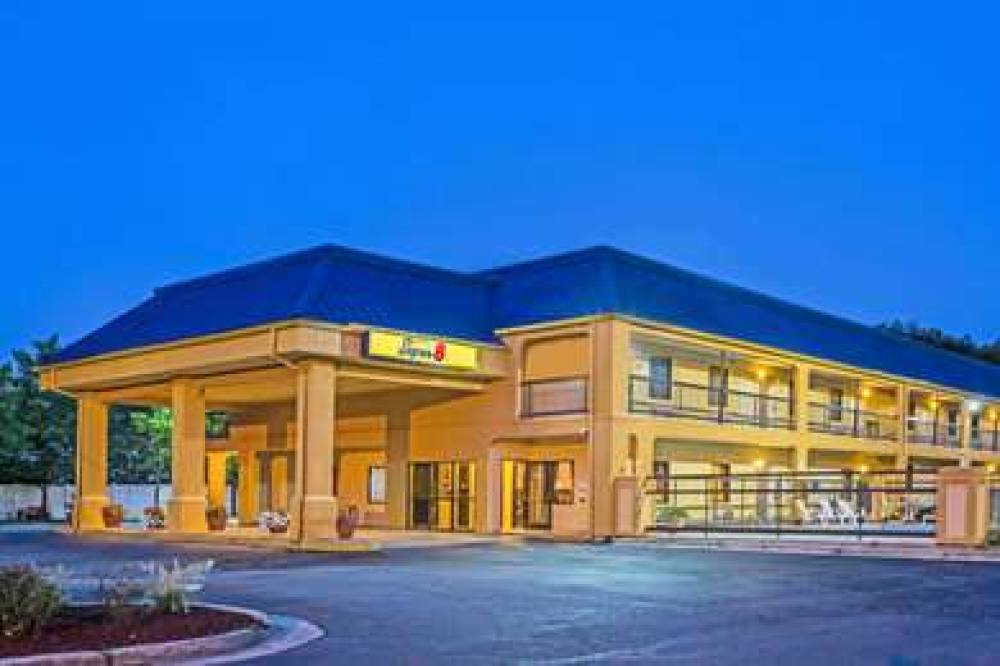 Super 8 By Wyndham Norcross/I 85 Atlanta