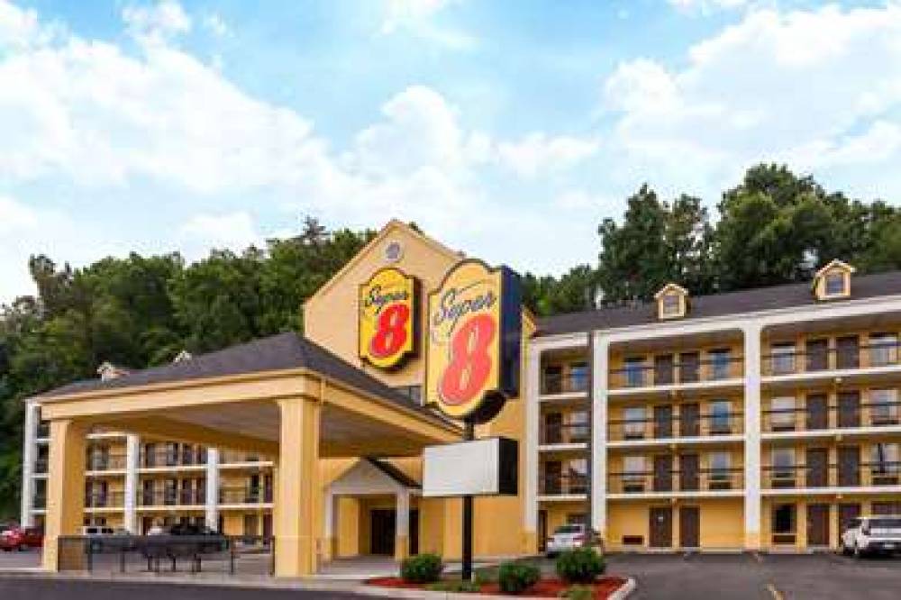 Super 8 By Wyndham Pigeon Forge Dollywood Lane