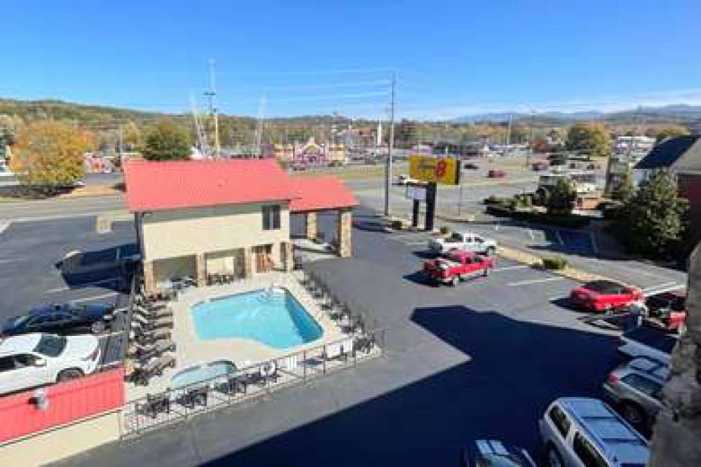 SUPER 8 BY WYNDHAM PIGEON FORGE DOW 3