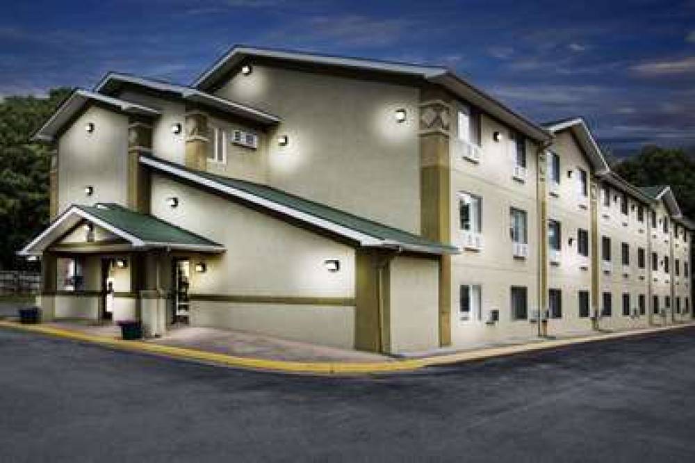 Super 8 By Wyndham Salem Va