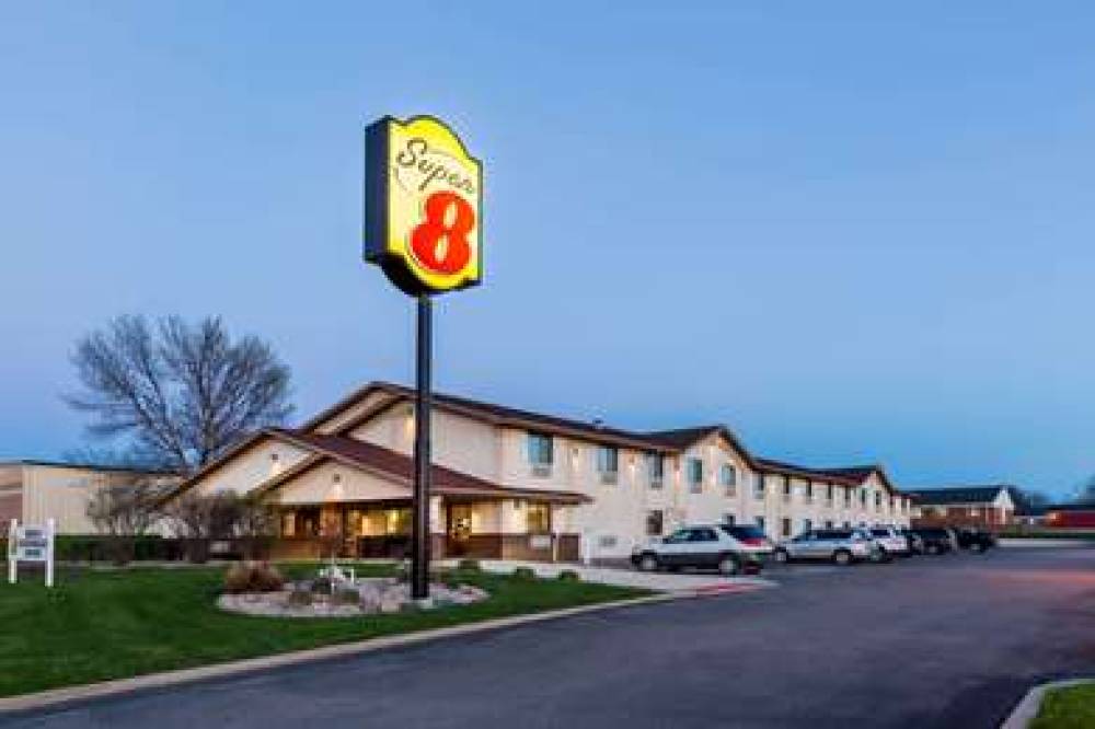 Super 8 By Wyndham Spirit Lake/Okoboji 1