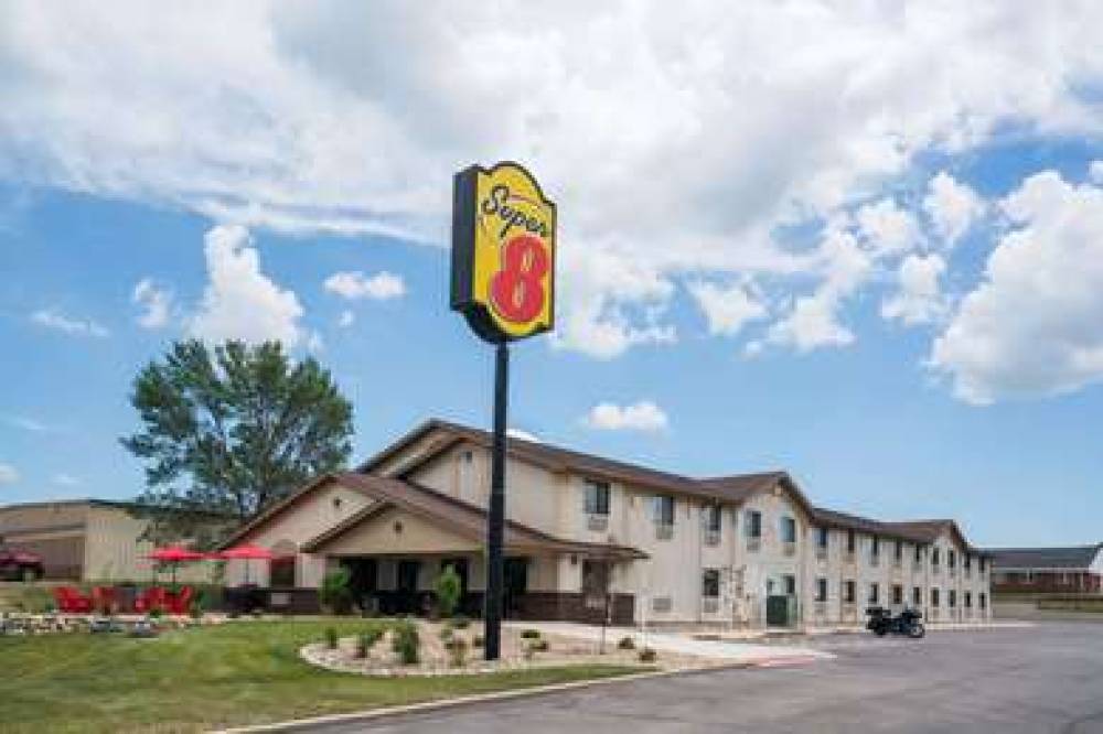 Super 8 By Wyndham Spirit Lake/Okoboji 3