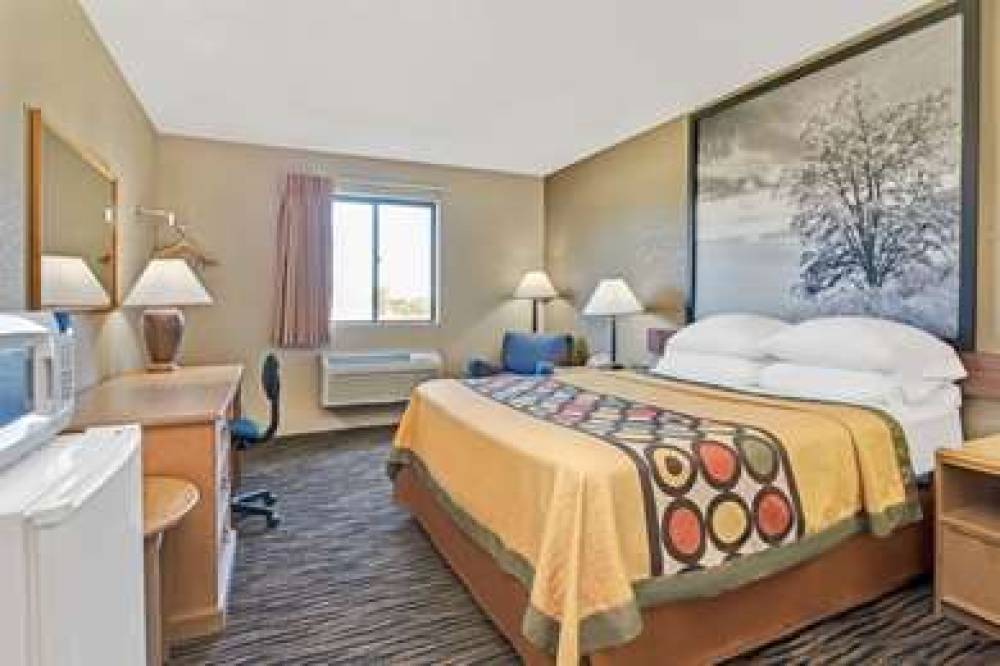 Super 8 By Wyndham Spokane/West 10