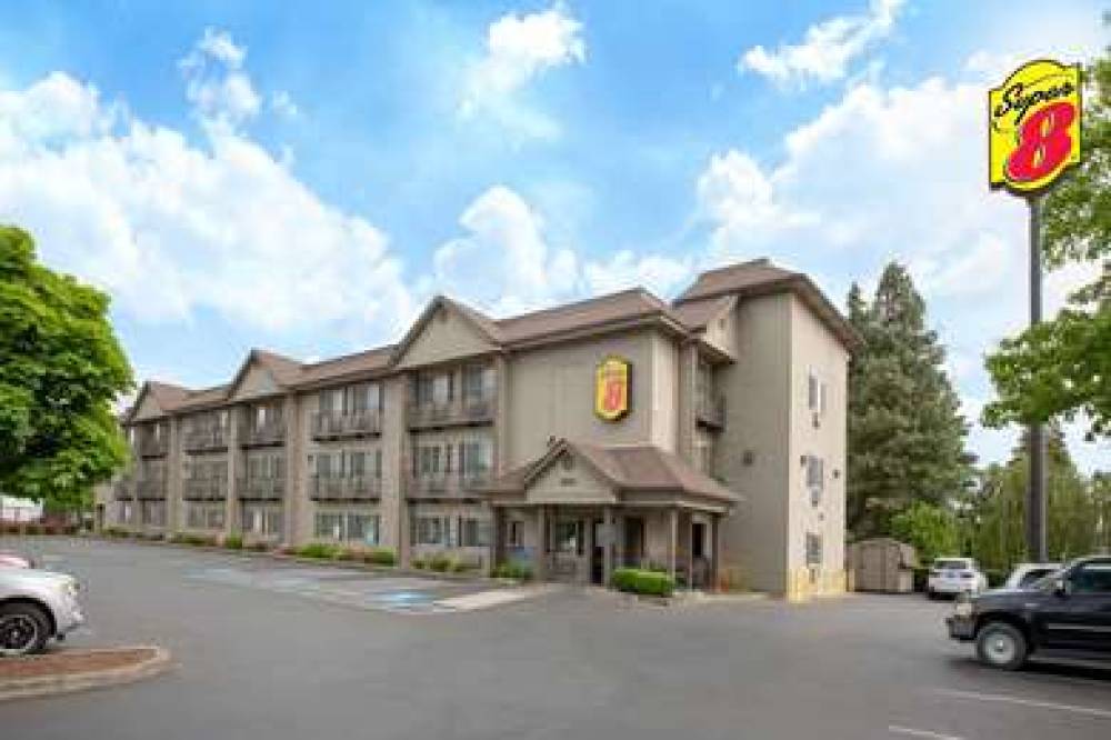 Super 8 By Wyndham Springfield/Eugene 2