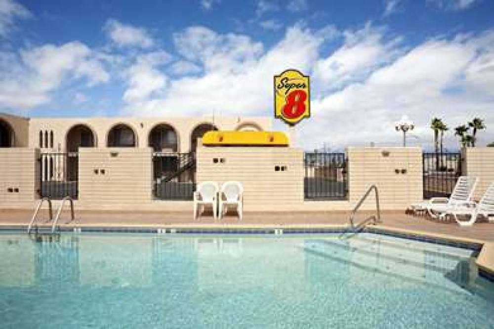 Super 8 By Wyndham Tucson/East/D.M.A.F. Area 3