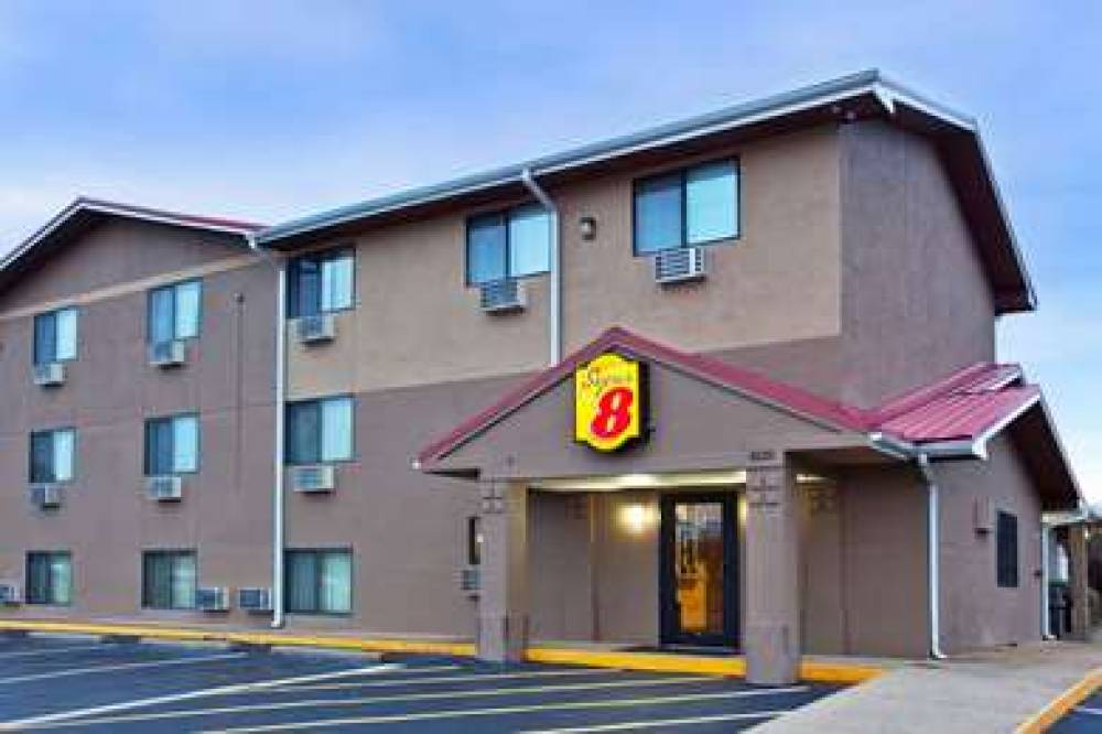 Super 8 By Wyndham Tuscaloosa 1