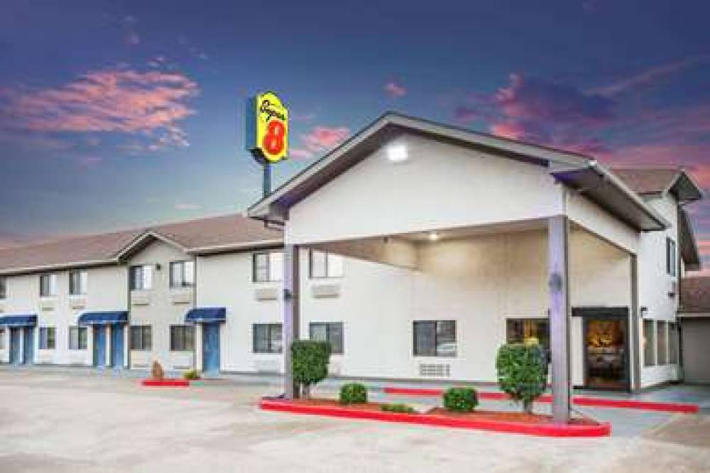 Super 8 By Wyndham Van Buren/Ft. Smith Area 1