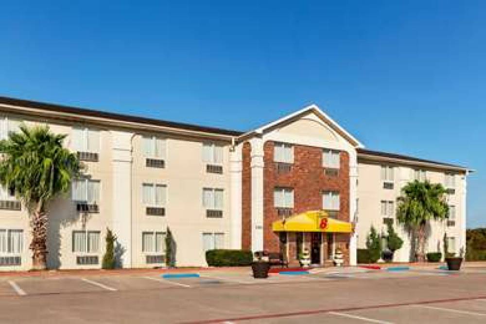 Super 8 By Wyndham Waco University Area 1