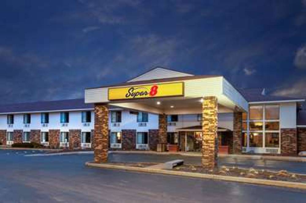 Super 8 By Wyndham Wausau