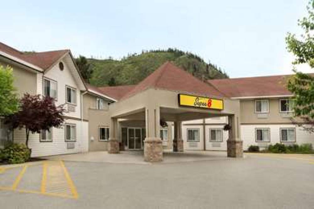 Super 8 By Wyndham West Kelowna BC 2