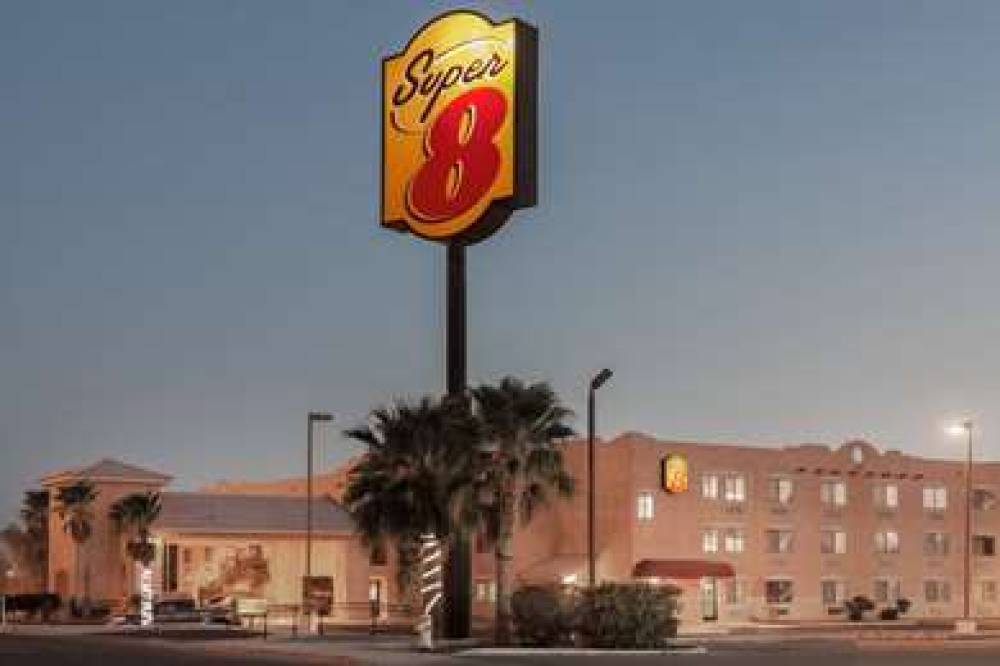 Super 8 By Wyndham Yuma 2