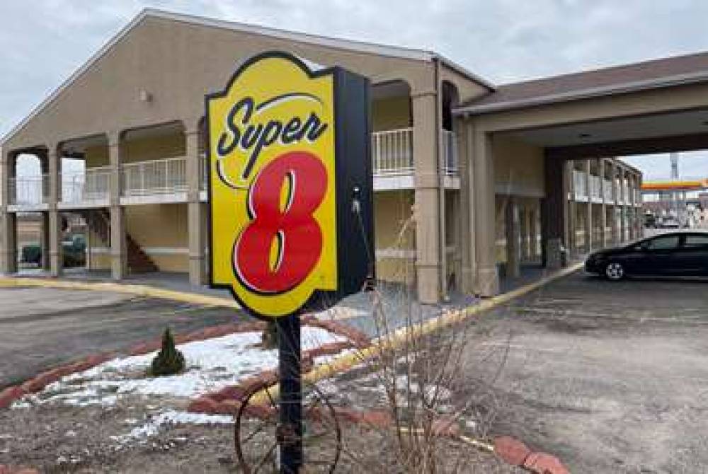 SUPER 8 JUNCTION CITY 2