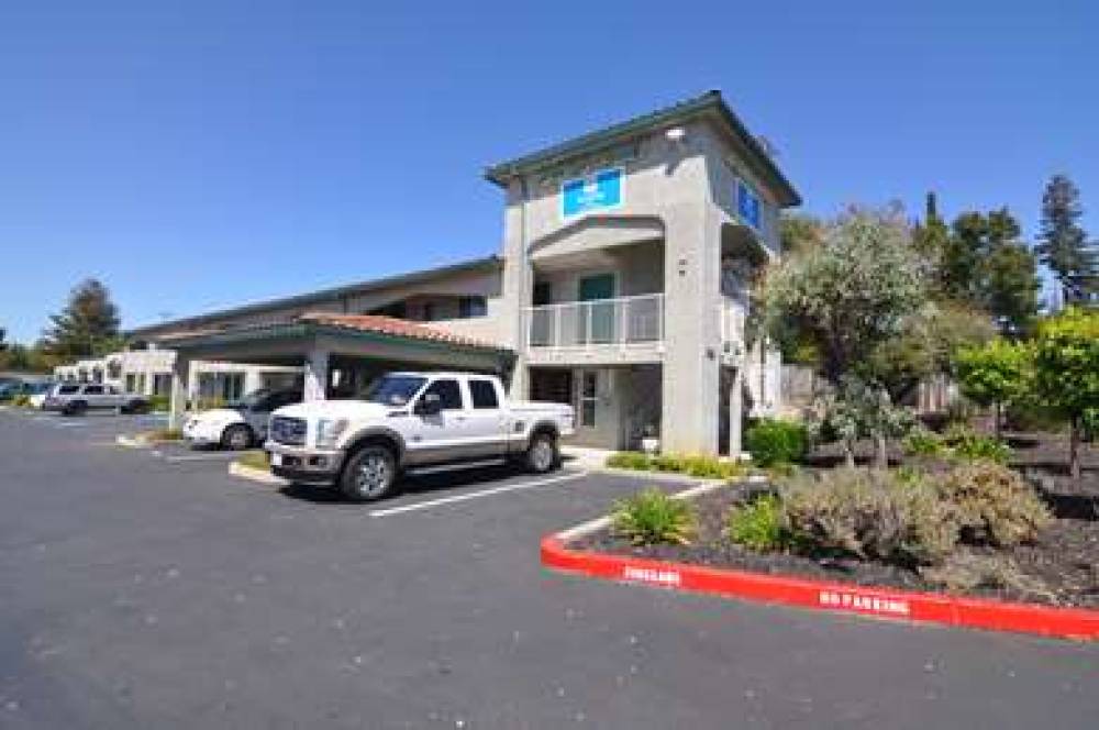 SureStay By Best Western Castro Valley 1