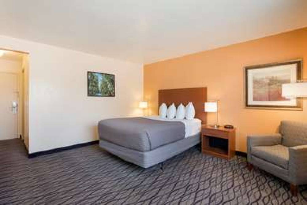 SureStay By Best Western Wenatchee 7