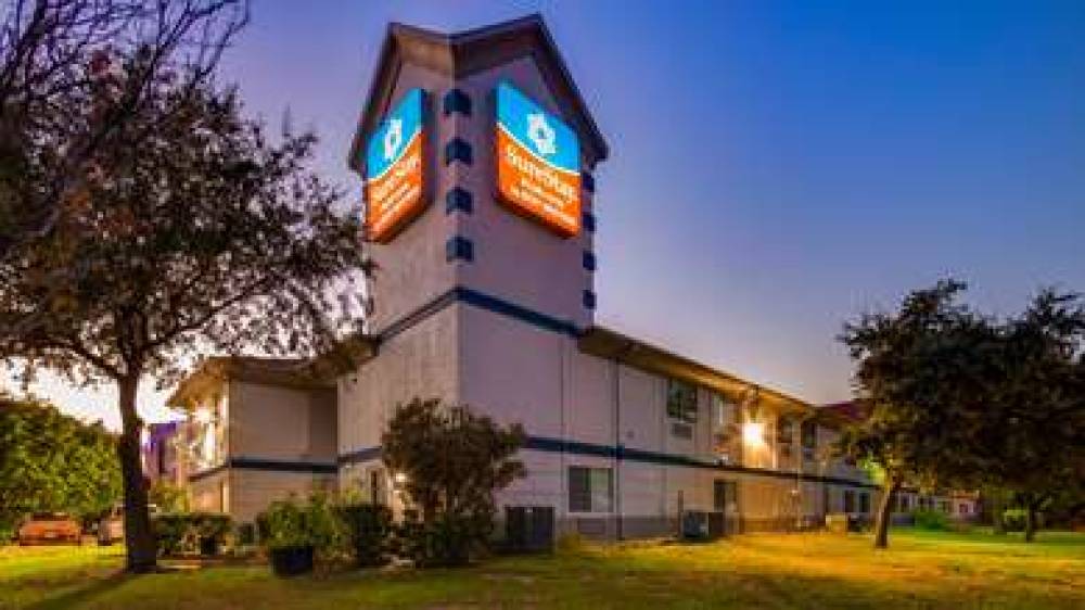 SureStay Plus By Best Western Benbrook Fort Worth 1