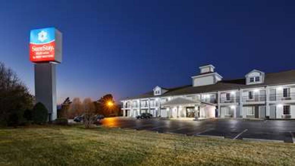 SURESTAY PLUS HOTEL ASHEBORO 2