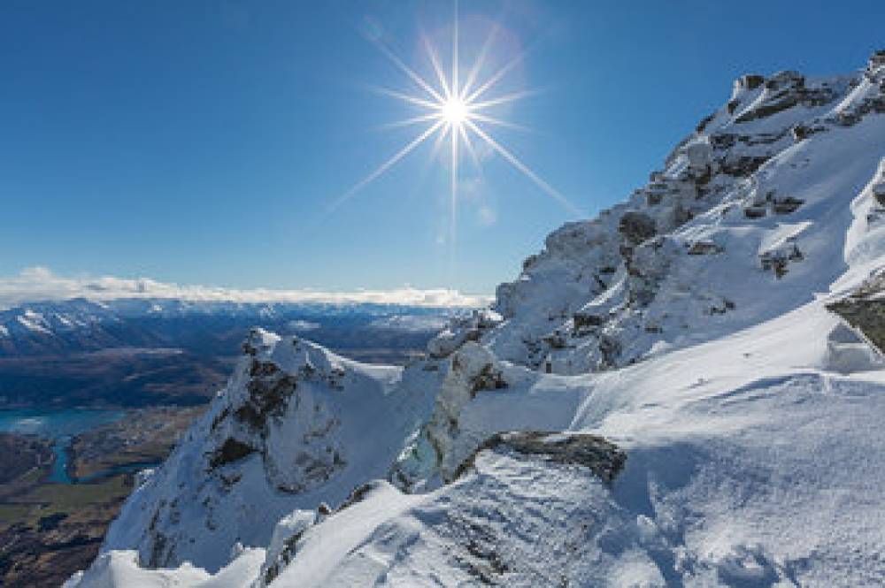 SWISS-BELRESORT CORONET PEAK 9